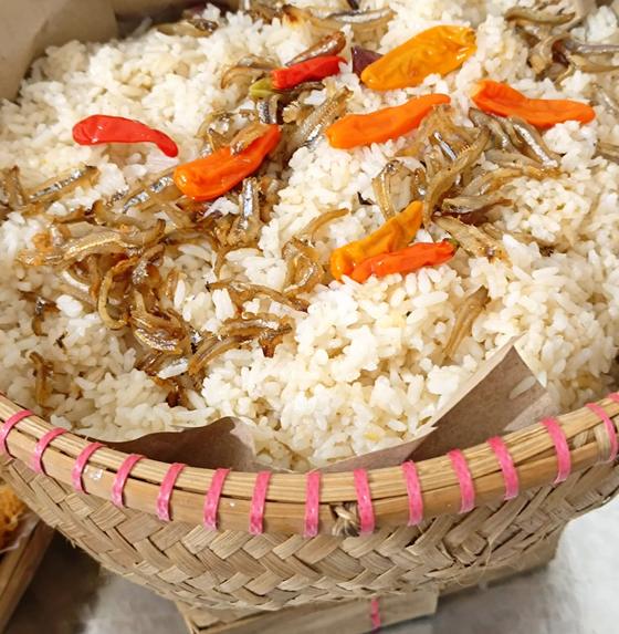Foto nasi liwet dari Dapoer Suprihatin